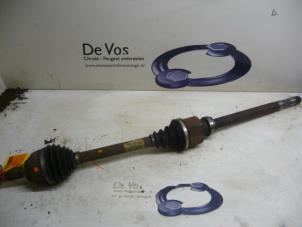 Gebruikte Cardanas rechts-voor (VWA) Peugeot 407 Prijs € 80,00 Margeregeling aangeboden door De Vos Onderdelen