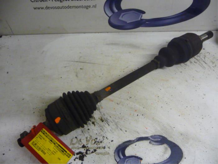 Gebruikte Steekas links-voor Citroen XM (Y4) 2.0 i 16V Prijs € 70,00 Margeregeling aangeboden door De Vos Onderdelen