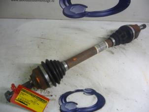 Gebruikte Cardanas links-voor (VWA) Citroen C5 Prijs € 90,00 Margeregeling aangeboden door De Vos Onderdelen