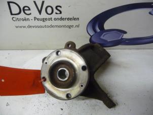 Gebruikte Fusee links-voor Citroen C15 1.9 D Prijs € 55,00 Margeregeling aangeboden door De Vos Autodemontagebedrijf