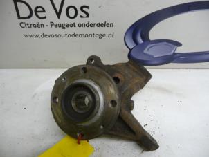 Gebruikte Fusee links-voor Citroen Xsara Prijs € 55,00 Margeregeling aangeboden door De Vos Autodemontagebedrijf