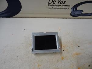Gebruikte Display Interieur Peugeot 508 Prijs € 90,00 Margeregeling aangeboden door De Vos Onderdelen