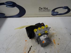 Gebruikte ABS Pomp Citroen C3 Prijs € 250,00 Margeregeling aangeboden door De Vos Onderdelen