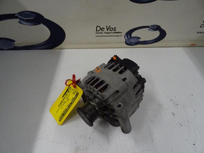 Gebruikte Dynamo Citroen DS3 Prijs € 55,00 Margeregeling aangeboden door De Vos Onderdelen