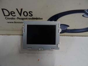 Gebruikte Display Interieur Peugeot 508 Prijs € 70,00 Margeregeling aangeboden door De Vos Onderdelen