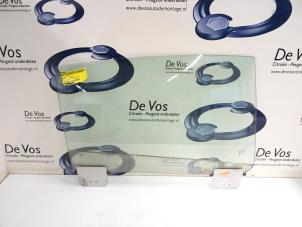 Gebruikte Deurruit 4Deurs rechts-achter Citroen C6 Prijs € 100,00 Margeregeling aangeboden door De Vos Autodemontagebedrijf