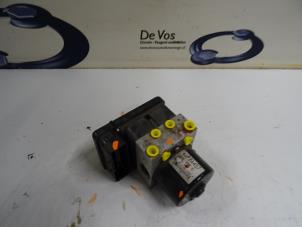 Gebruikte ABS Pomp Citroen C-Crosser Prijs € 250,00 Margeregeling aangeboden door De Vos Onderdelen