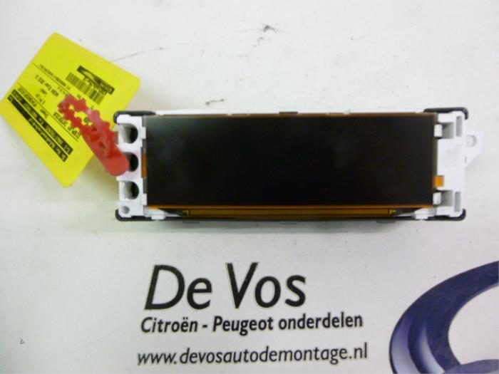 Gebruikte Display Interieur Peugeot 308 (4A/C) 1.6 HDi 16V Prijs € 55,00 Margeregeling aangeboden door De Vos Onderdelen