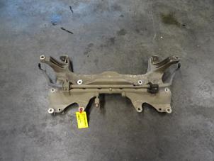 Gebruikte Subframe Peugeot Bipper Prijs € 135,00 Margeregeling aangeboden door De Vos Onderdelen