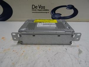 Gebruikte Radio Peugeot 208 Prijs € 160,00 Margeregeling aangeboden door De Vos Onderdelen