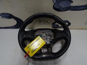 Gebruikte Stuurwiel Peugeot 208 Prijs € 80,00 Margeregeling aangeboden door De Vos Onderdelen