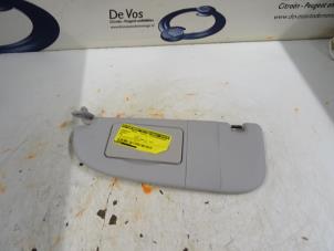 Gebruikte Zonneklep Peugeot 206 (2A/C/H/J/S) 1.4 XR,XS,XT,Gentry Prijs € 25,00 Margeregeling aangeboden door De Vos Onderdelen