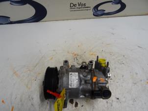 Gebruikte Aircopomp Citroen C4 Cactus (0B/0P) 1.6 Blue Hdi 100 Prijs € 200,00 Margeregeling aangeboden door De Vos Onderdelen