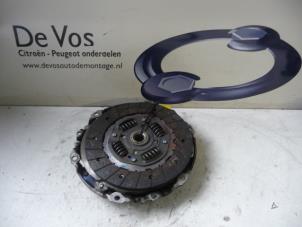 Gebruikte Koppelingsset (compleet) Citroen C3 (SC) 1.4 16V VTi Prijs € 80,00 Margeregeling aangeboden door De Vos Autodemontagebedrijf
