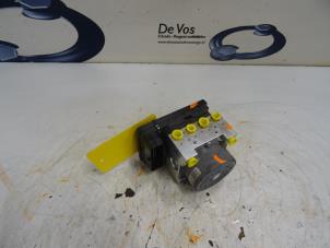 Gebruikte ABS Pomp Citroen C3 Prijs € 135,00 Margeregeling aangeboden door De Vos Onderdelen
