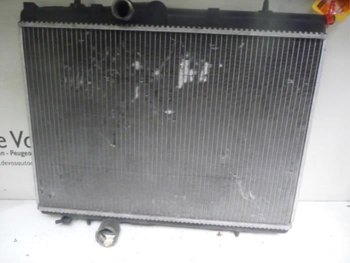 Gebruikte Radiateur Peugeot 206 (2A/C/H/J/S) 2.0 RC 16V Prijs € 55,00 Margeregeling aangeboden door De Vos Onderdelen