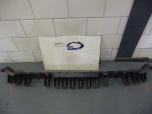 Gebruikte Bumperbalk achter Citroen C5 I Berline (DC) 1.8 16V Prijs € 25,00 Margeregeling aangeboden door De Vos Onderdelen