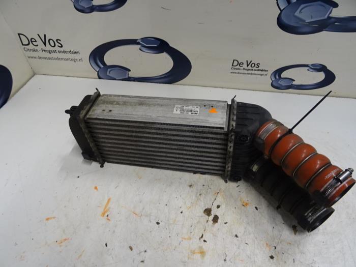 Gebruikte Intercooler Citroen DS3 Prijs € 80,00 Margeregeling aangeboden door De Vos Onderdelen