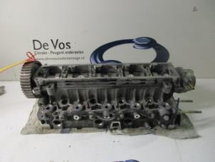 Gebruikte Cilinderkop Peugeot 406 (8B) 2.0 HDi 90 Prijs € 250,00 Margeregeling aangeboden door De Vos Onderdelen