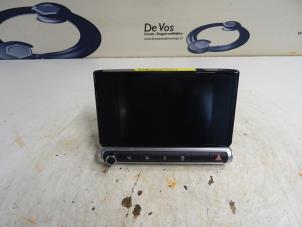 Gebruikte Display Interieur Citroen C4 Cactus Prijs € 300,00 Margeregeling aangeboden door De Vos Onderdelen