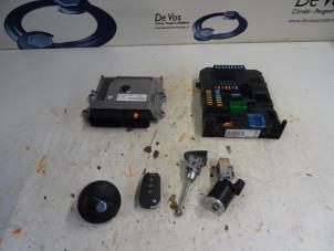 Gebruikte Computer Motormanagement Peugeot 2008 Prijs € 350,00 Margeregeling aangeboden door De Vos Onderdelen