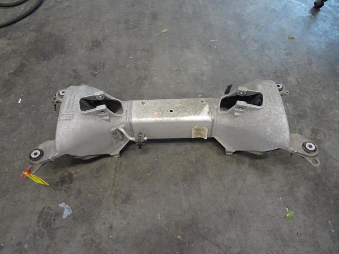 Gebruikte Subframe Peugeot 508 Prijs € 250,00 Margeregeling aangeboden door De Vos Onderdelen
