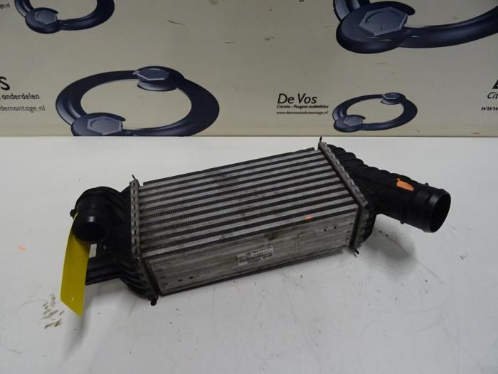 Gebruikte Intercooler Peugeot 5008 Prijs € 80,00 Margeregeling aangeboden door De Vos Onderdelen