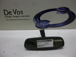 Gebruikte Spiegel binnen Citroen C6 (TD) 2.2 HdiF 16V Prijs € 70,00 Margeregeling aangeboden door De Vos Autodemontagebedrijf