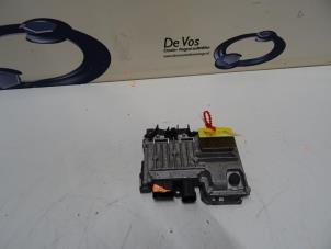 Gebruikte Start/Stop computer Peugeot 2008 Prijs € 115,00 Margeregeling aangeboden door De Vos Onderdelen