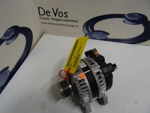 Gebruikte Dynamo Peugeot 2008 Prijs € 100,00 Margeregeling aangeboden door De Vos Onderdelen