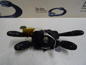 Gebruikte Combischakelaar Stuurkolom Peugeot RCZ Prijs € 135,00 Margeregeling aangeboden door De Vos Onderdelen