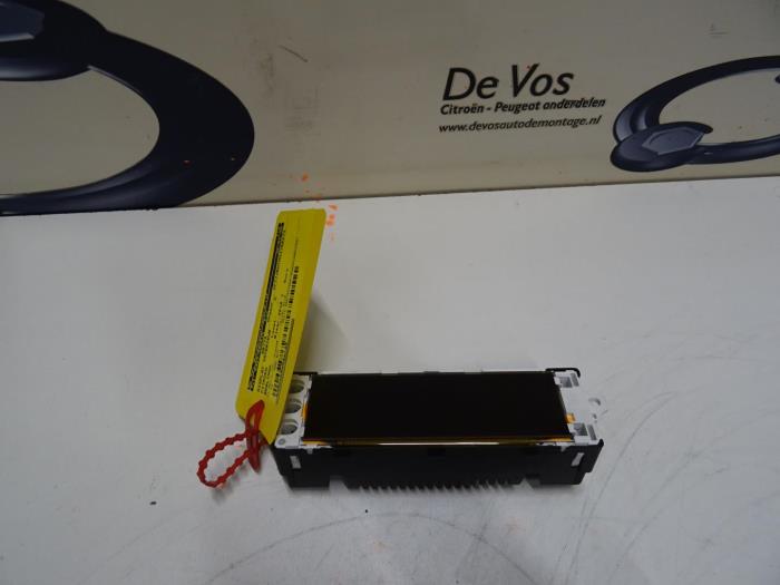 Display Interieur van een Citroen Berlingo 2016