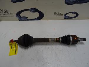 Gebruikte Steekas links-voor Citroen Berlingo Prijs € 80,00 Margeregeling aangeboden door De Vos Onderdelen