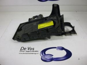 Gebruikte Accubak Citroen C5 I Berline (DC) 2.0 HDi 110 Prijs € 20,00 Margeregeling aangeboden door De Vos Onderdelen