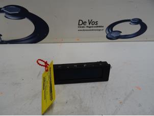 Gebruikte Display Interieur Citroen C3 Prijs € 80,00 Margeregeling aangeboden door De Vos Onderdelen