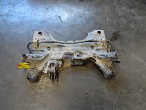 Gebruikte Subframe Peugeot Expert (V1/VA/VB/VE/VF/VT/VY) 2.0 Blue HDi 120 16V Prijs € 400,00 Margeregeling aangeboden door De Vos Onderdelen