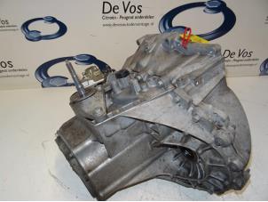Gebruikte Versnellingsbak Peugeot 3008 Prijs € 550,00 Margeregeling aangeboden door De Vos Autodemontagebedrijf