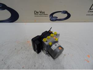 Gebruikte ABS Pomp Citroen C5 Aircross Prijs € 250,00 Margeregeling aangeboden door De Vos Onderdelen
