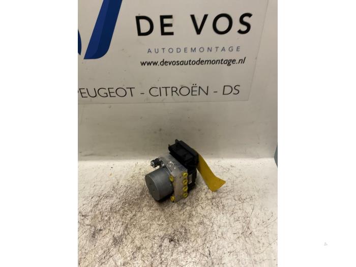 Gebruikte ABS Pomp Citroen C1 1.0 12V Prijs € 90,00 Margeregeling aangeboden door De Vos Onderdelen
