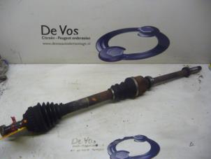 Gebruikte Aandrijfas rechts-voor Citroen Xsara (N1) 1.4 Prijs € 55,00 Margeregeling aangeboden door De Vos Onderdelen