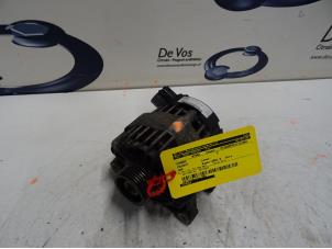 Gebruikte Dynamo Peugeot 206 CC (2D) 2.0 16V Prijs € 55,00 Margeregeling aangeboden door De Vos Onderdelen