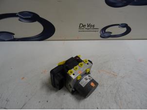 Gebruikte ABS Pomp Citroen C3 Aircross I (2C/2R) 1.2 e-THP PureTech 110 Prijs € 250,00 Margeregeling aangeboden door De Vos Onderdelen