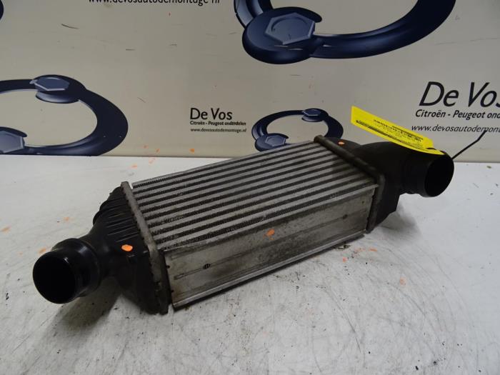 Gebruikte Intercooler Citroen Jumpy (G9) 2.0 HDiF 16V Prijs € 100,00 Margeregeling aangeboden door De Vos Onderdelen