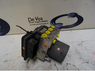 Gebruikte ABS Pomp Citroen Jumpy (G9) 2.0 HDiF 16V Prijs € 135,00 Margeregeling aangeboden door De Vos Onderdelen