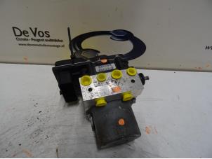 Gebruikte ABS Pomp Peugeot 308 Prijs € 160,00 Margeregeling aangeboden door De Vos Onderdelen