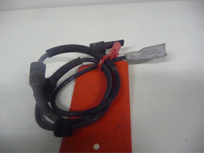 Gebruikte Sensor ABS Peugeot 807 2.2 HDiF 16V Prijs € 25,00 Margeregeling aangeboden door De Vos Onderdelen