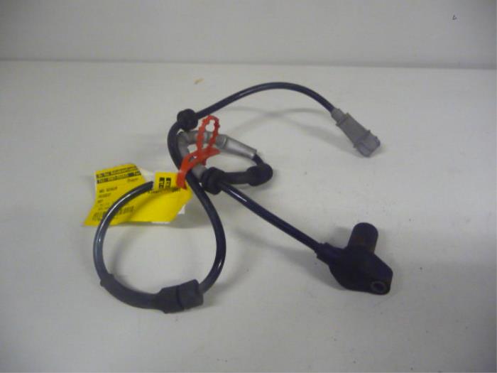 Gebruikte ABS Sensor Peugeot 607 (9D/U) 2.0 16V Prijs € 20,00 Margeregeling aangeboden door De Vos Onderdelen