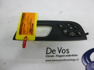 Gebruikte Stoelverstellings Schakelaar Citroen C6 (TD) 2.7 HDiF V6 24V Prijs € 70,00 Margeregeling aangeboden door De Vos Autodemontagebedrijf
