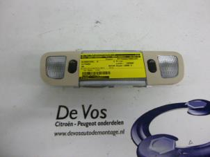 Gebruikte Binnenverlichting achter Citroen C6 (TD) 2.7 HDiF V6 24V Prijs € 25,00 Margeregeling aangeboden door De Vos Autodemontagebedrijf