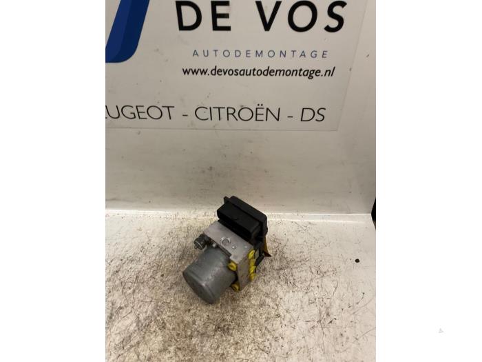 Gebruikte ABS Pomp Citroen Jumpy (G9) 1.6 HDI 16V Prijs € 135,00 Margeregeling aangeboden door De Vos Onderdelen
